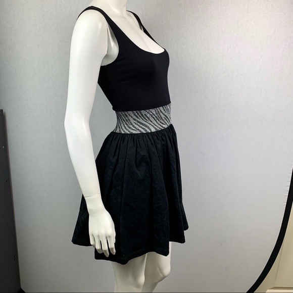 NEW Zebra Jacquard Roses Metallic Belt Mini Dress - Picture 12 of 16